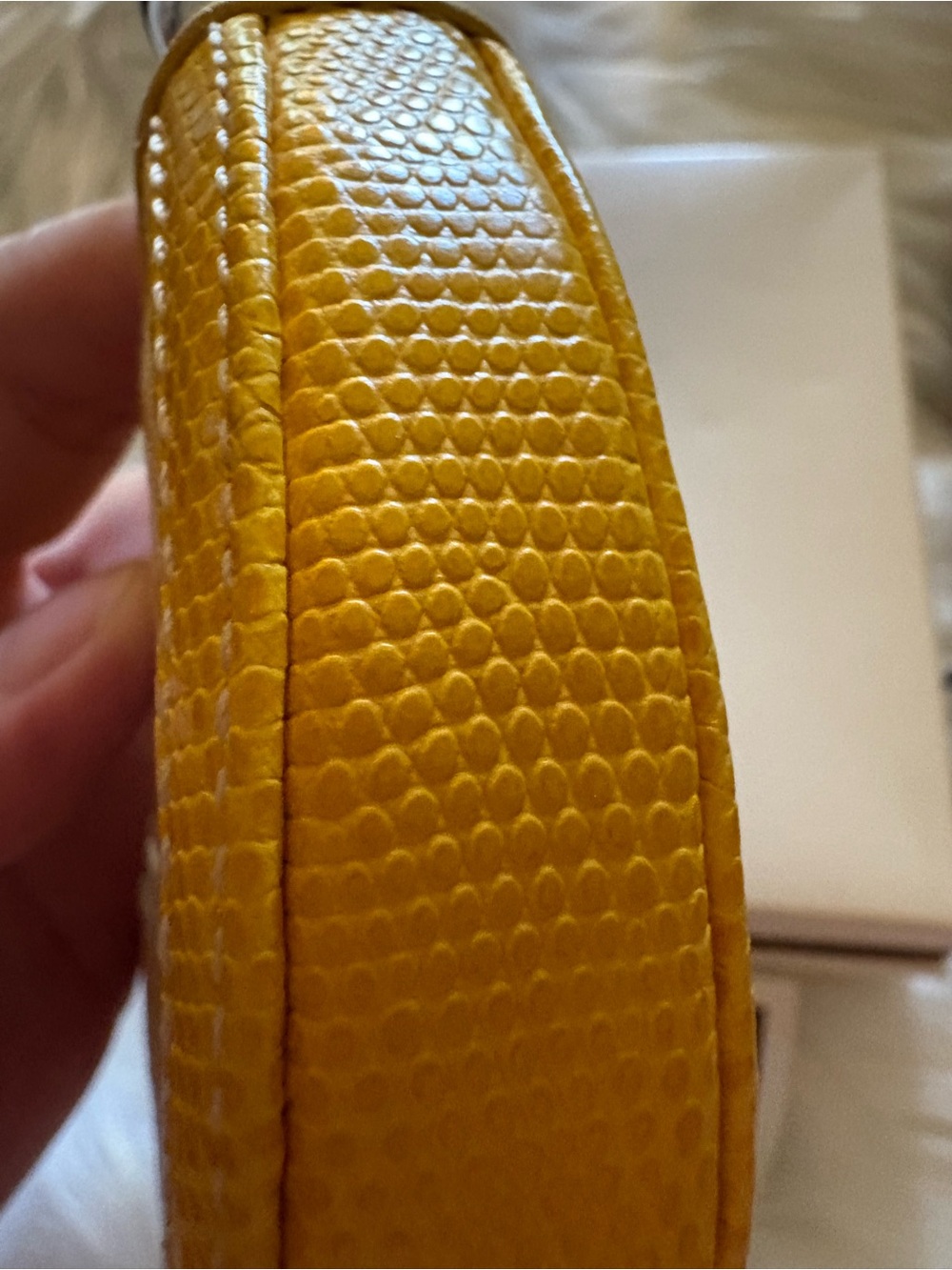 NWT Y2K 2006 VINTAGE COACH YELLOW & CREAM LEMON FRUIT WRISTLET COIN CLUTCH - Picture 7 of 9